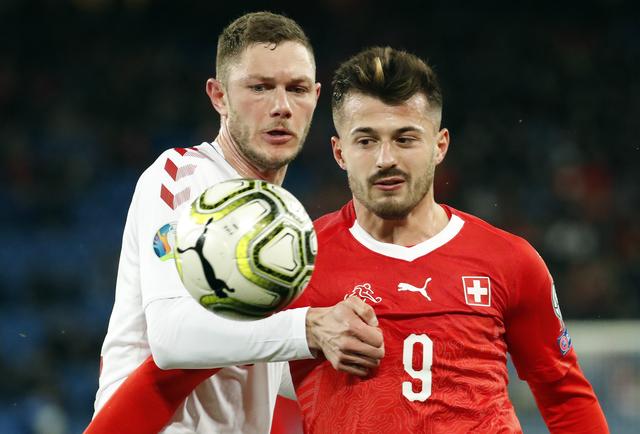 欧锦赛预选赛:瑞士平丹麦